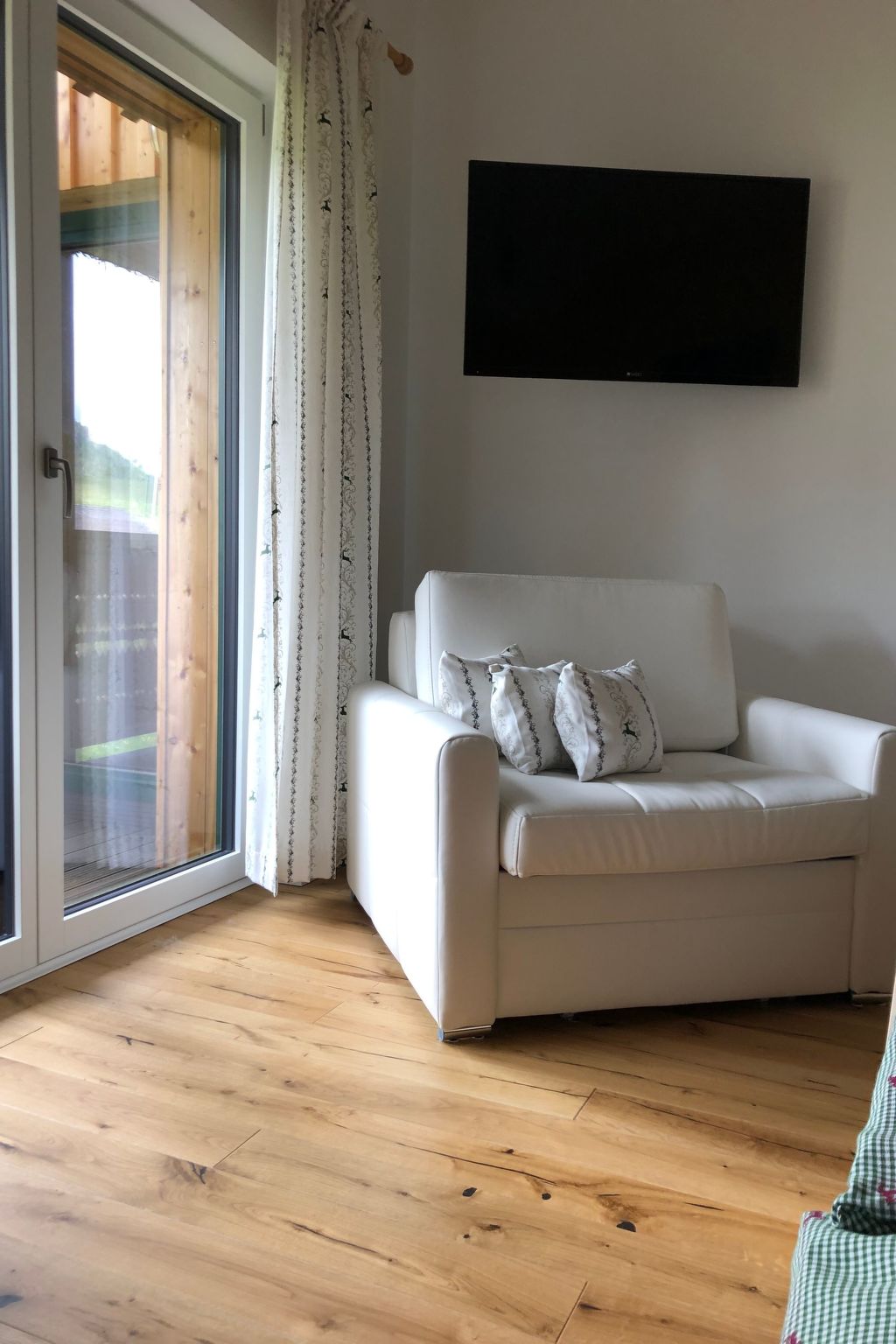 Charmante Ferienwohnung in Bad Aussee mit Grill und Garten und Bergblick-Image-tags.info