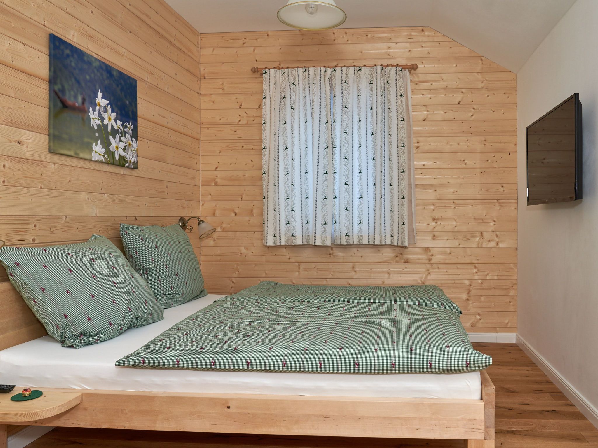 Charmante Ferienwohnung in Bad Aussee mit Grill und Garten und Bergblick-Image-tags.info