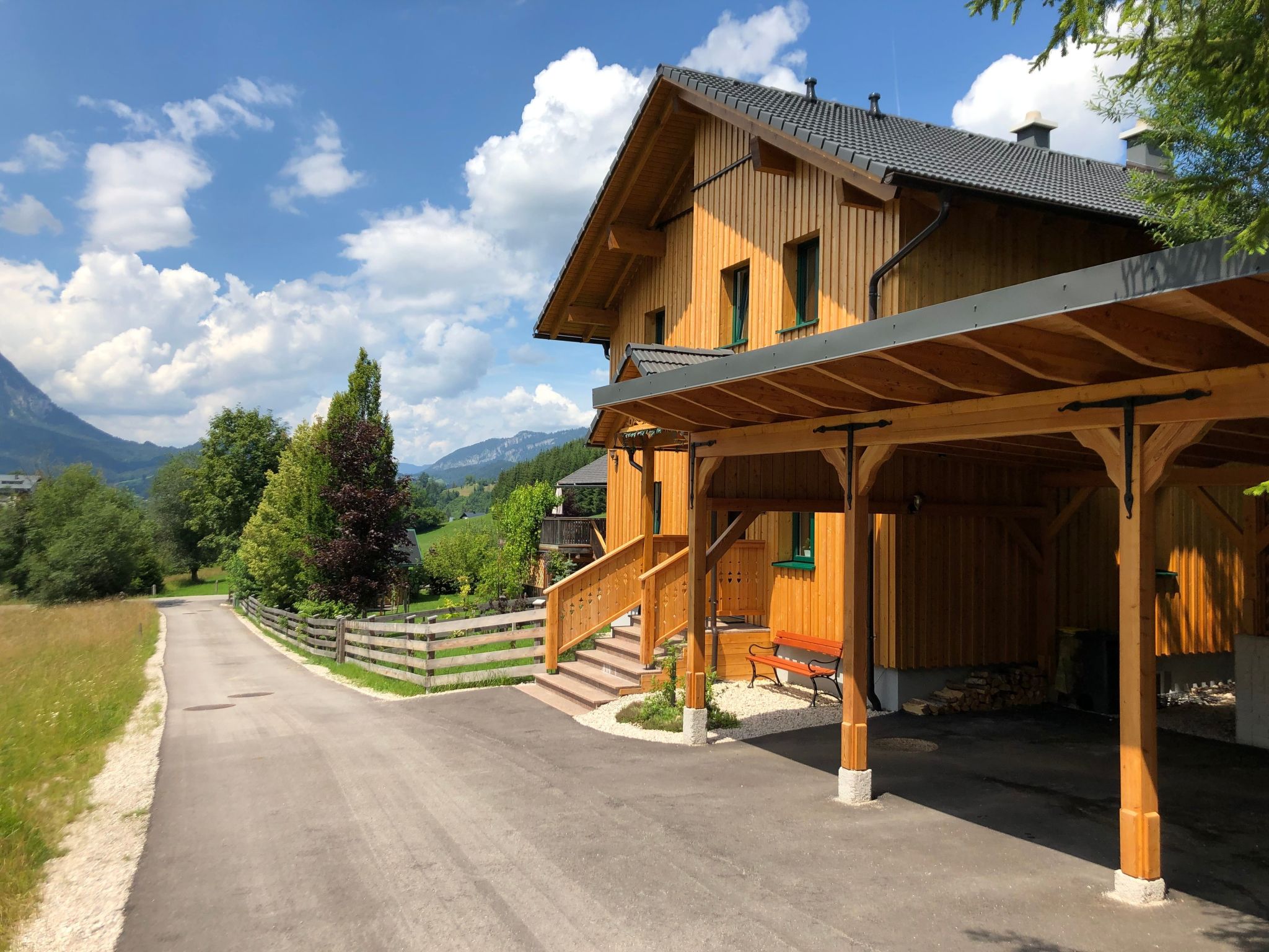 Charmante Ferienwohnung in Bad Aussee mit Grill und Garten und Bergblick-Image-tags.info