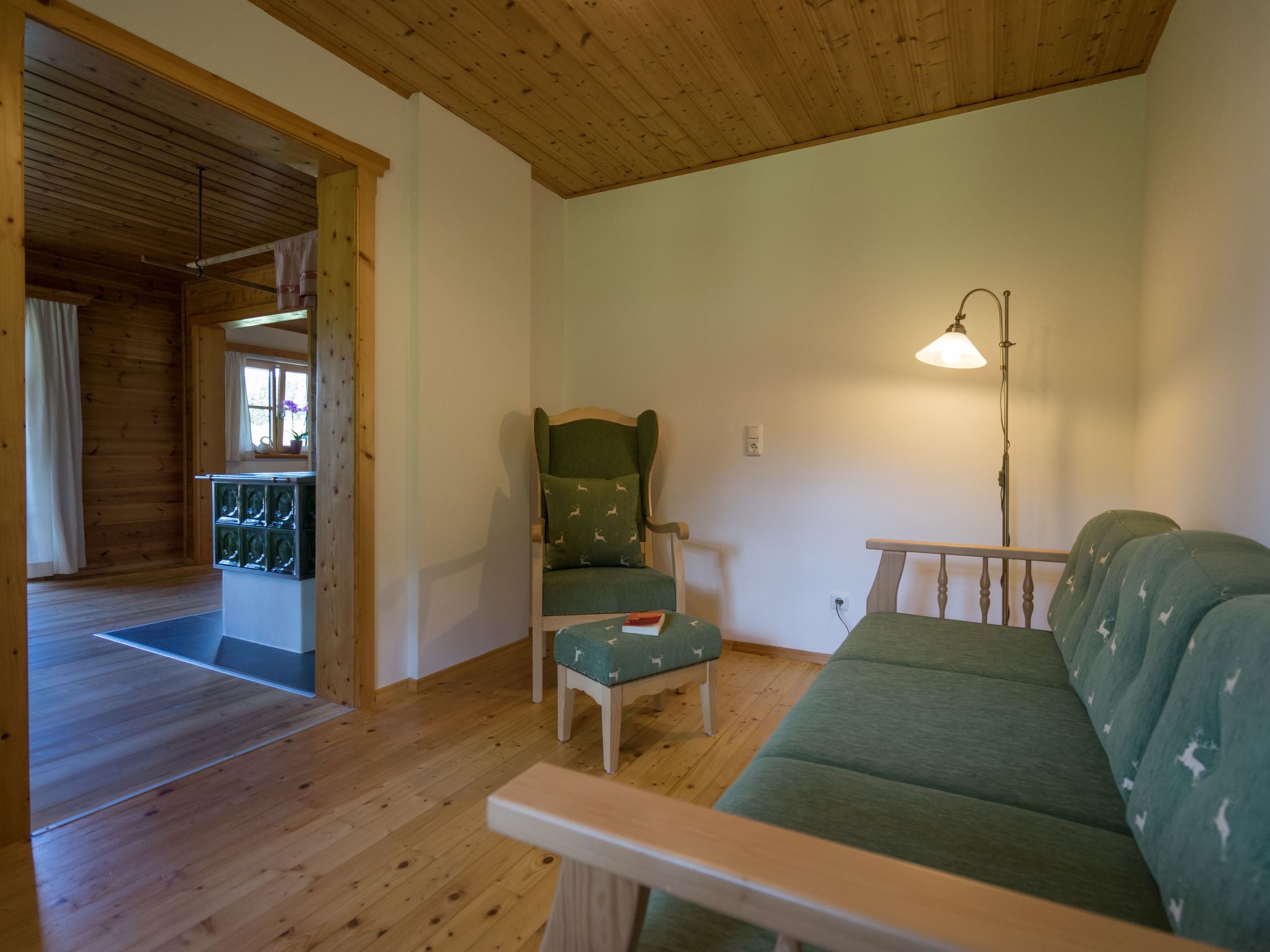 Erhöhte und ruhige Lage am Ortsrand von Bad Aussee-Image-tags.info