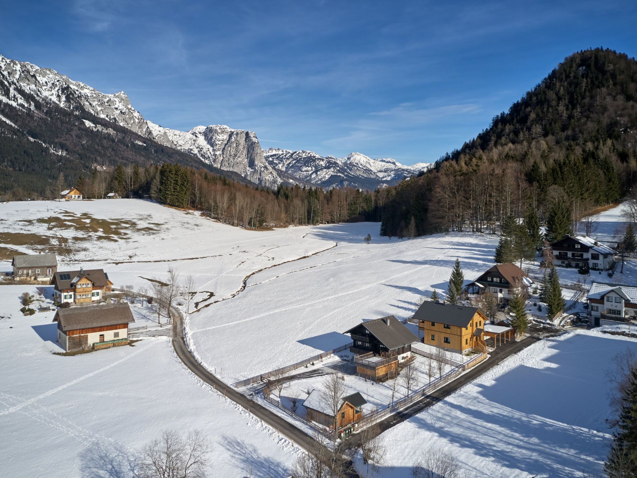 Nette Wohnung in Bad Aussee mit Garten und Grill und Bergblick-Image-tags.info