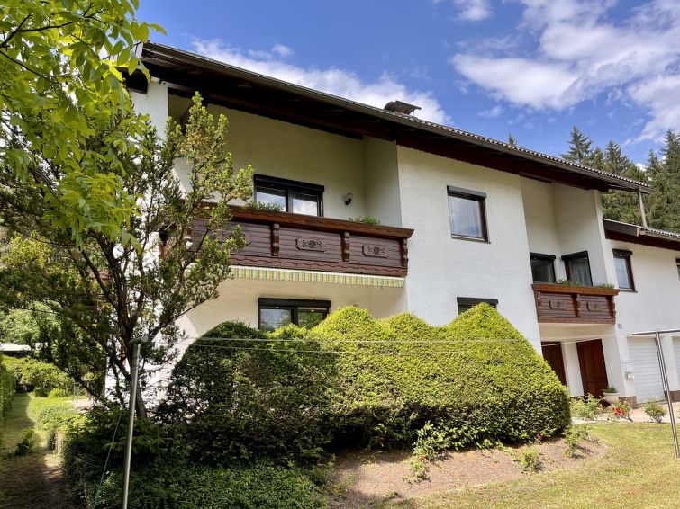 "Kleinsee", appartement 2-kamers 40 m2 op de 1e verdieping. Licht, comfortabel en gezellig ingericht: 1 2-pers. kamer. Woonkeuken (oven, afwasmachine, 4 keramische glas kookplaten, magnetron, elektris..