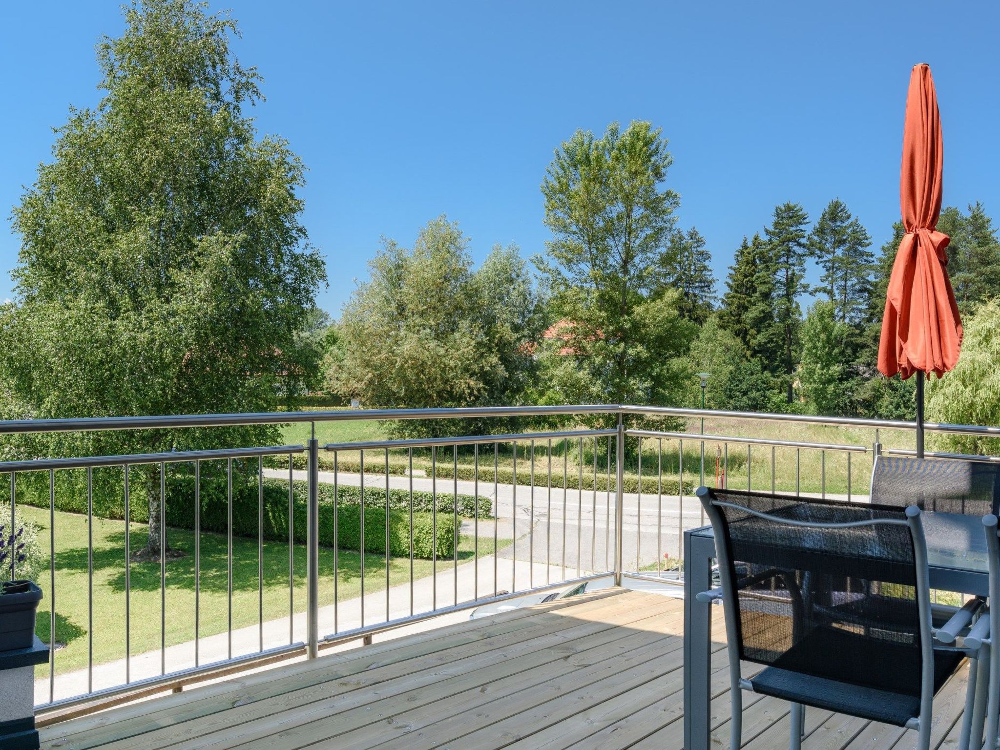 Stylisches Ferienappartment mit zwei Balkonen-Image-tags.info