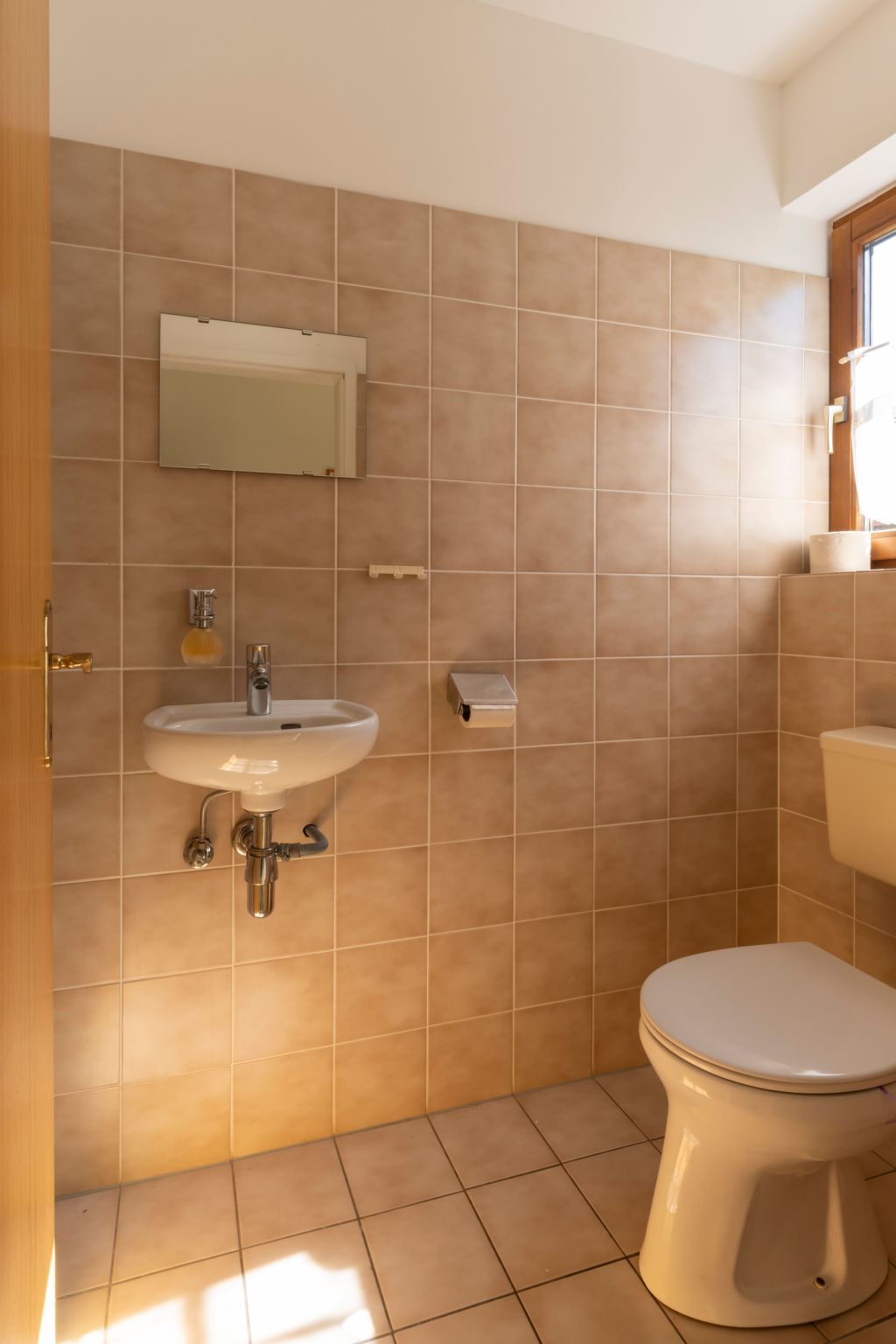 Claudia-Image-tags.info