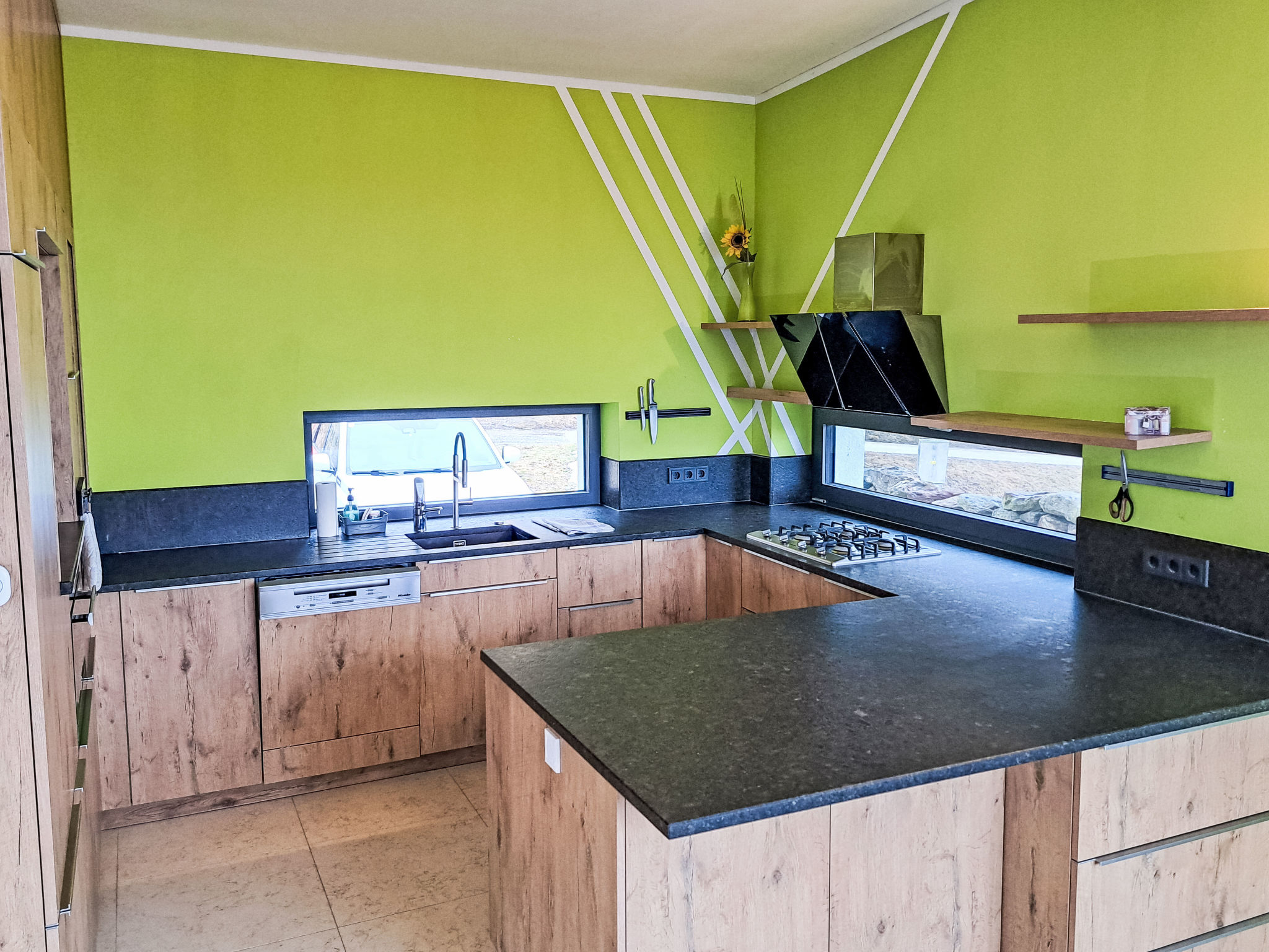 Ruime villa met tuin en bergzicht bij de Wörthersee - foto 2