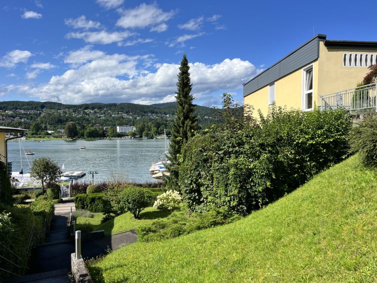 Search and Stay destination Velden am Wörthersee, Kärnten - Austria from AU$ 200. Seecorso (VEL205)