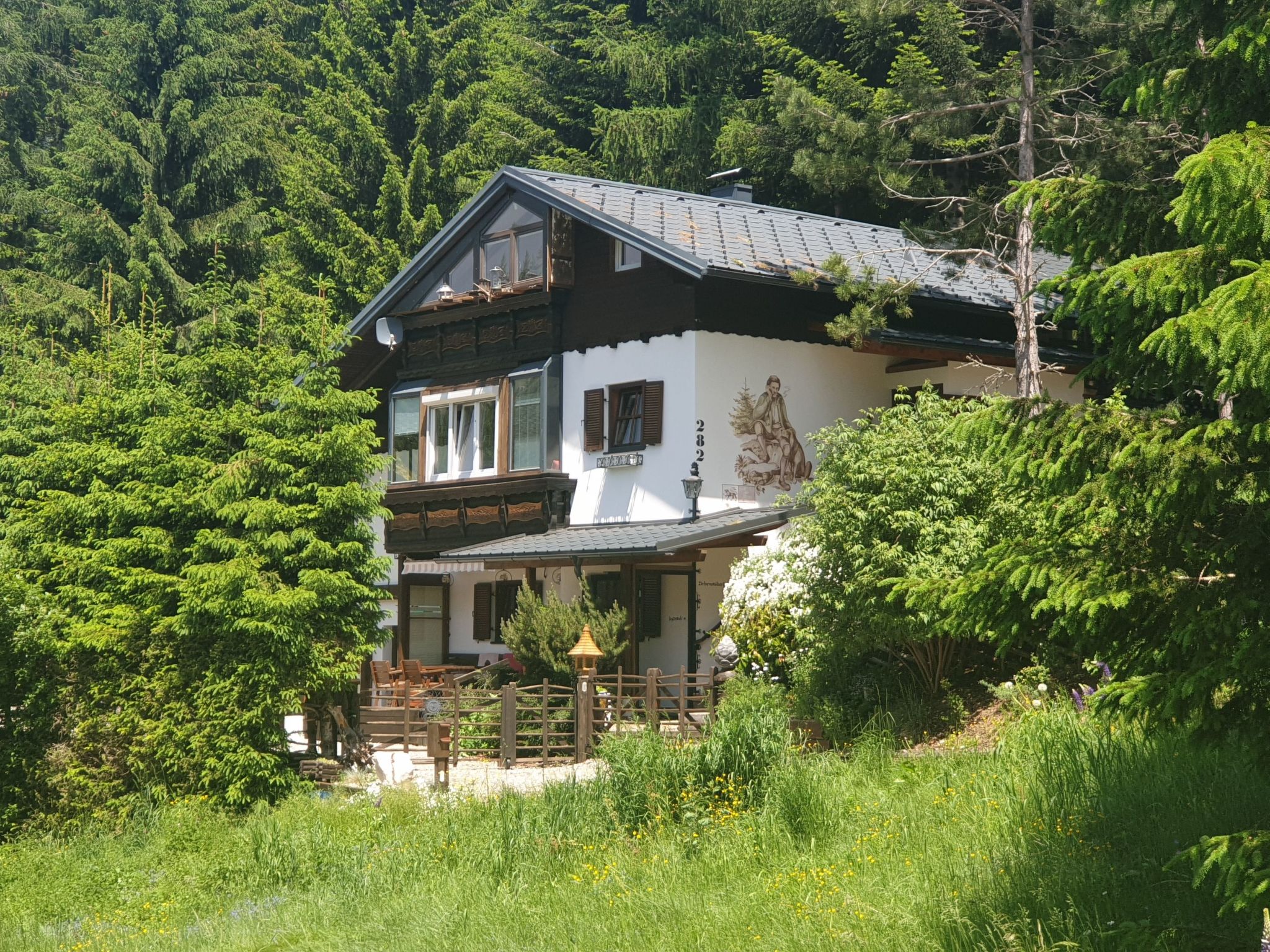 In Kliening mit Grill, Garten-Image-tags.info