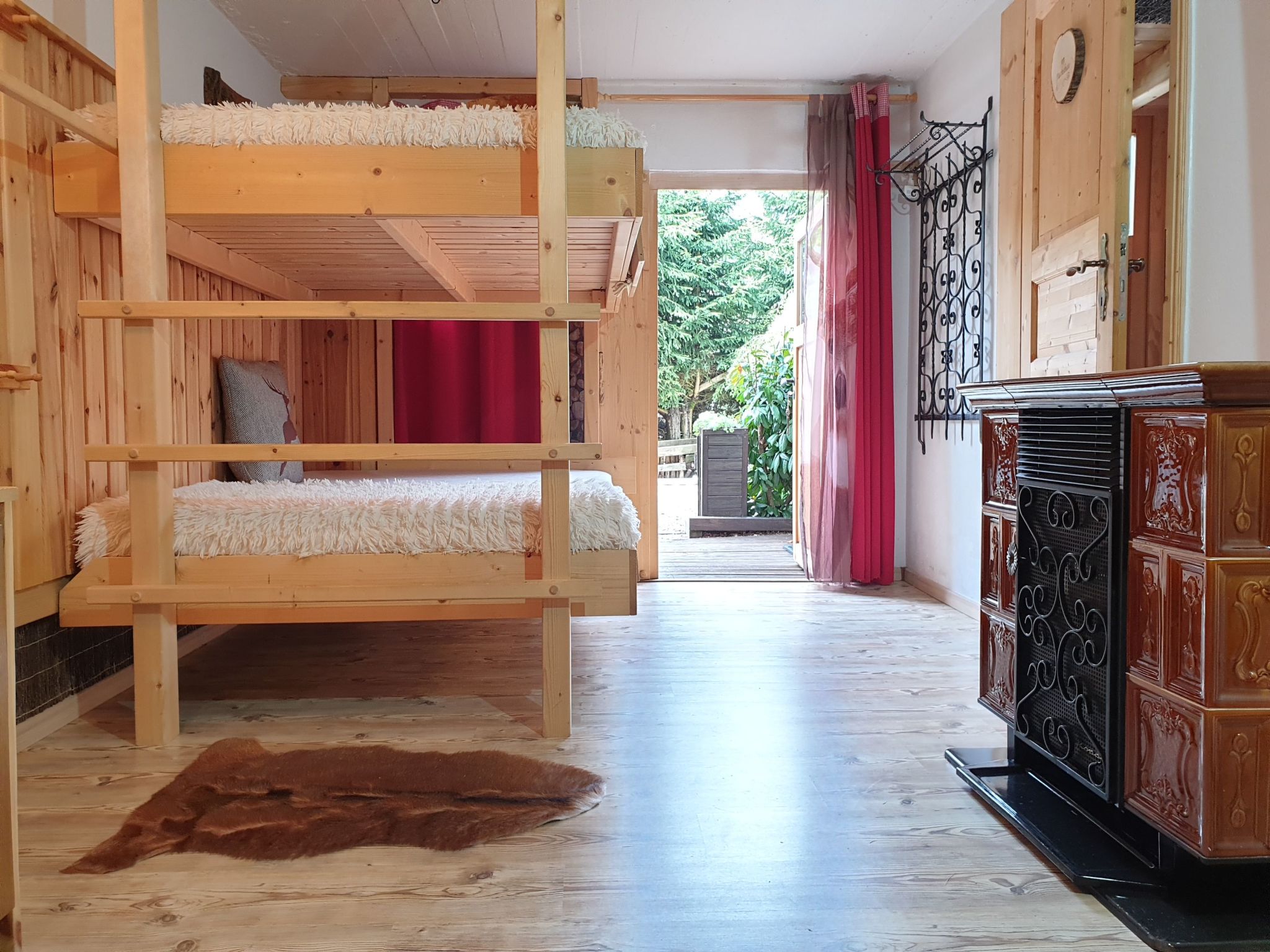 In Kliening mit Grill, Garten-Image-tags.info