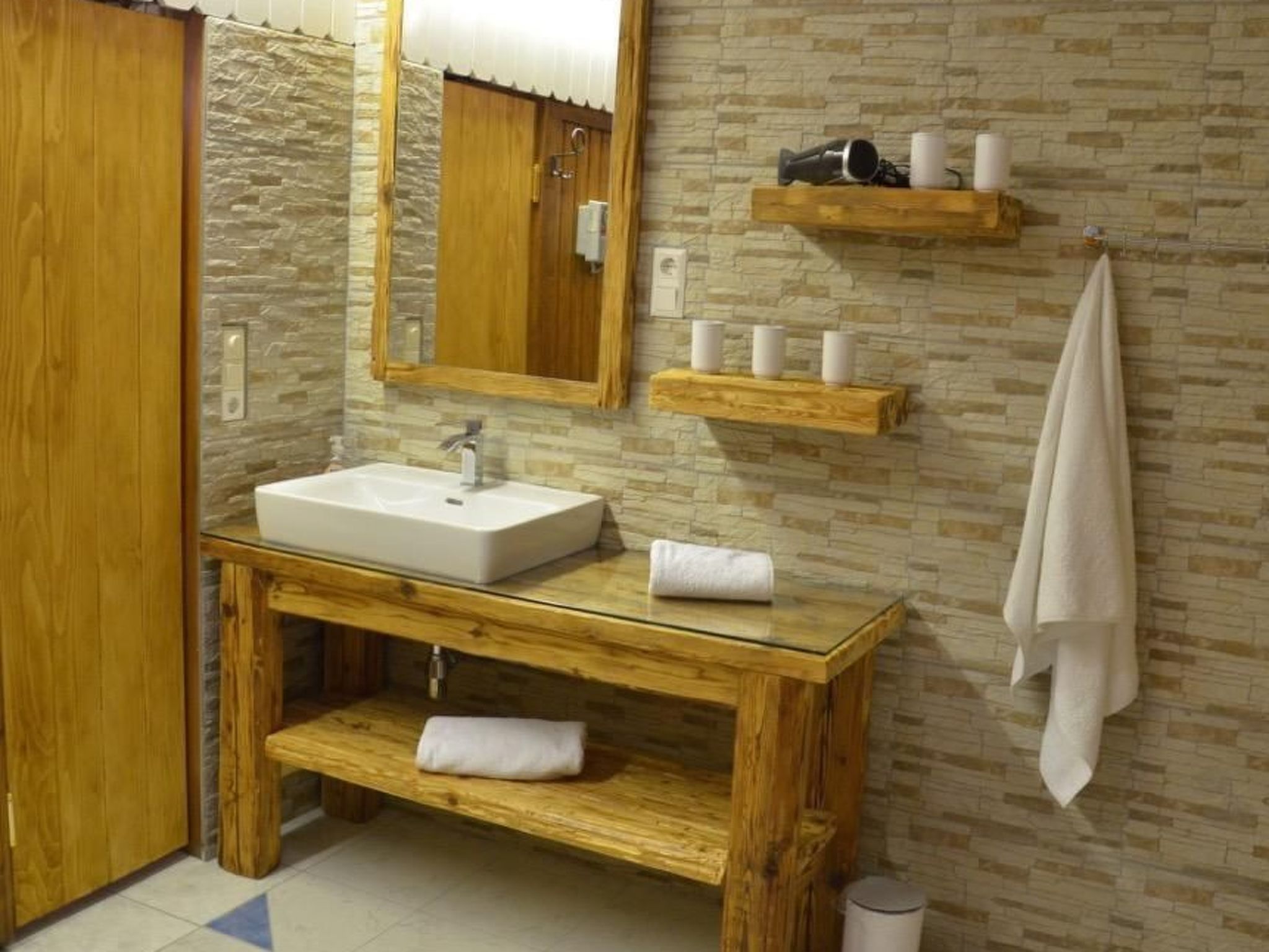 Almhaus am Hohenwart-Dedans