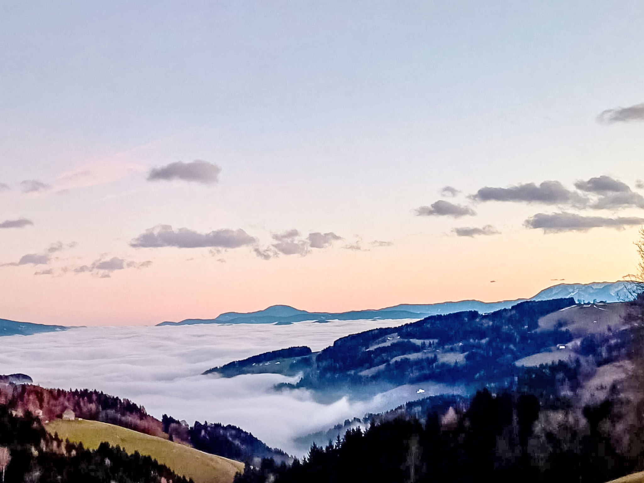 Gemütliche Almhütte direkt im Skigebiet - Draußen