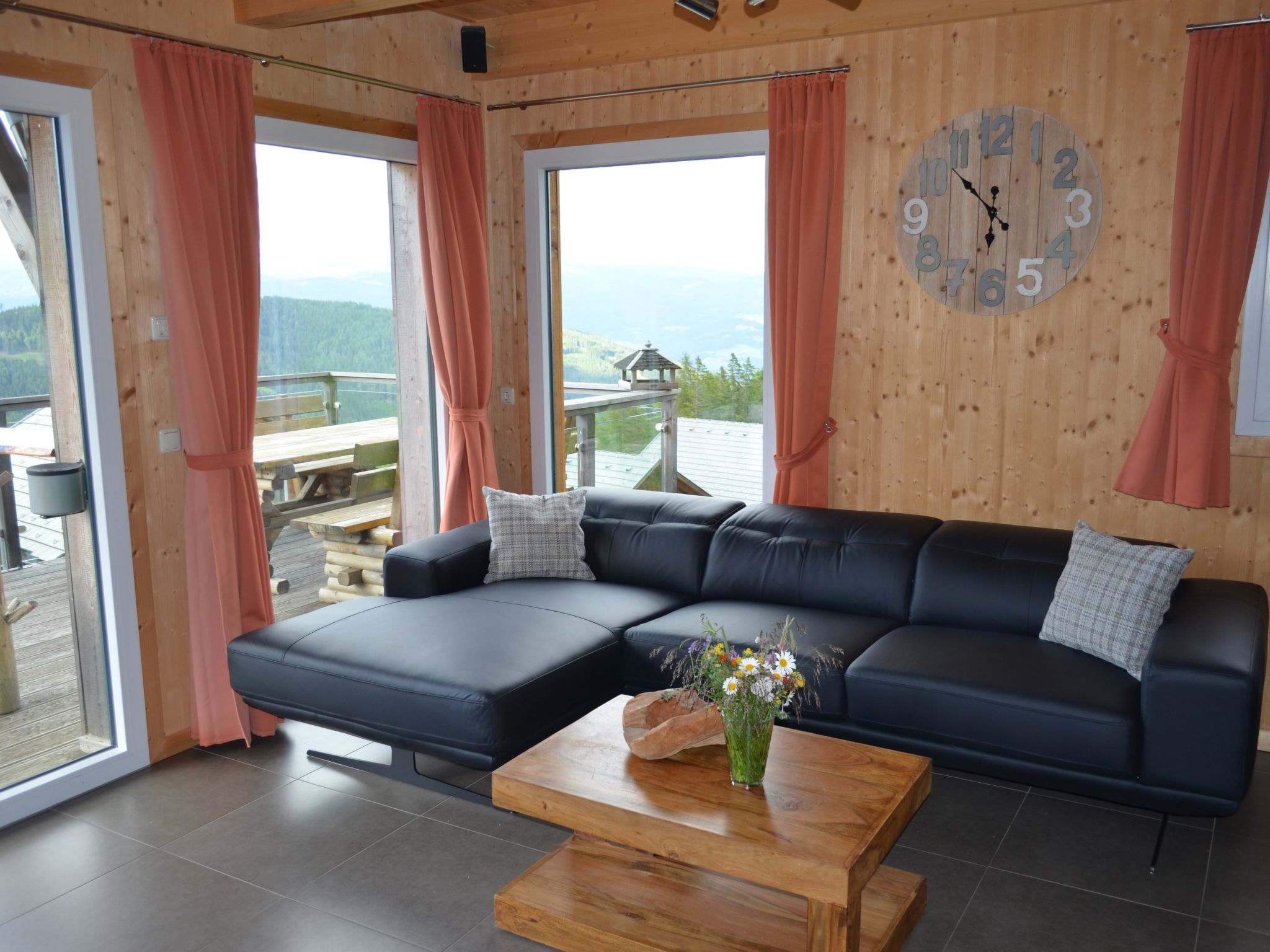 Tolles Ferienhaus mit Sauna und Whirlpool-Image-tags.info