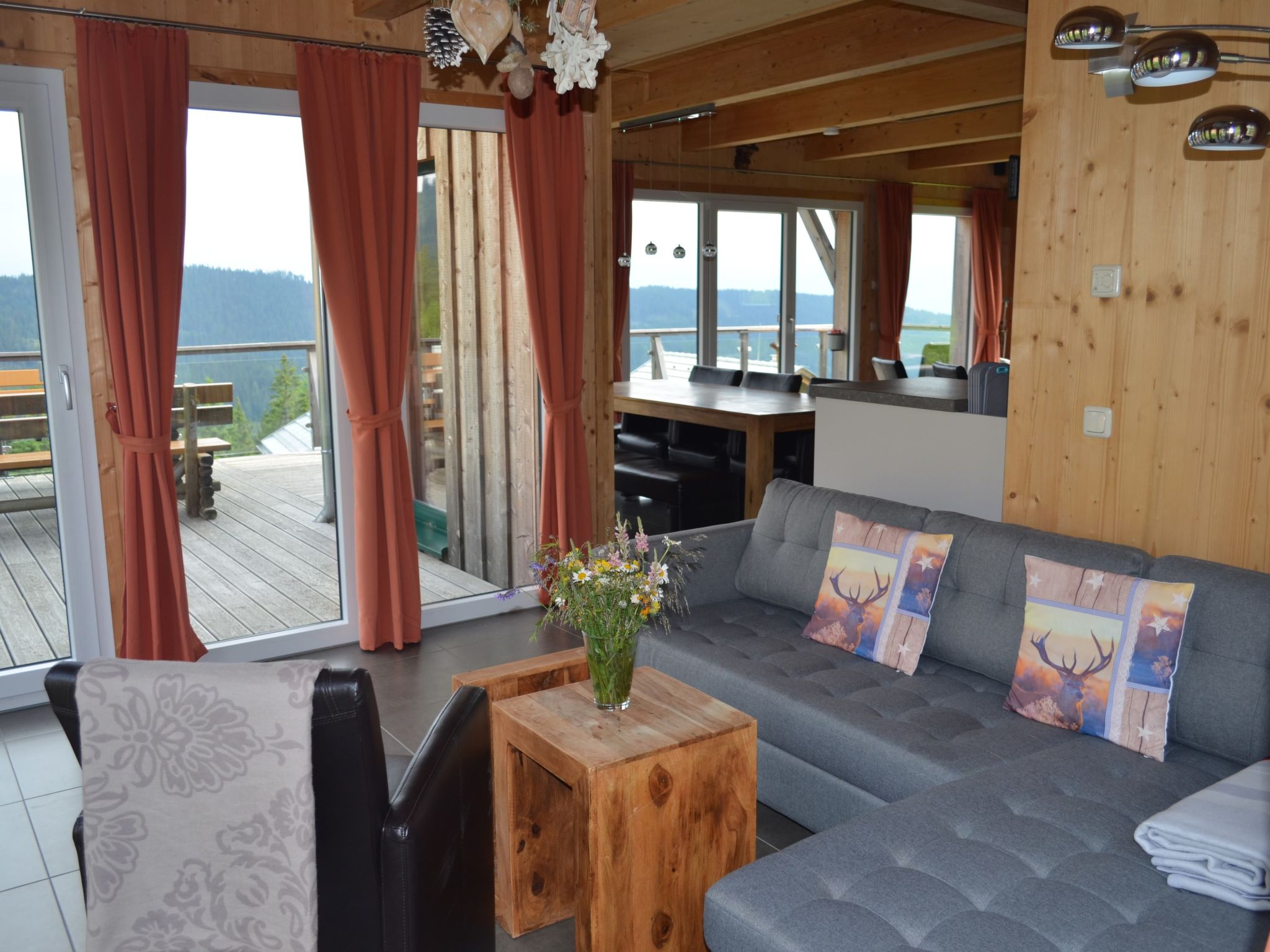 Tolles Ferienhaus mit Sauna und Whirlpool-Image-tags.info