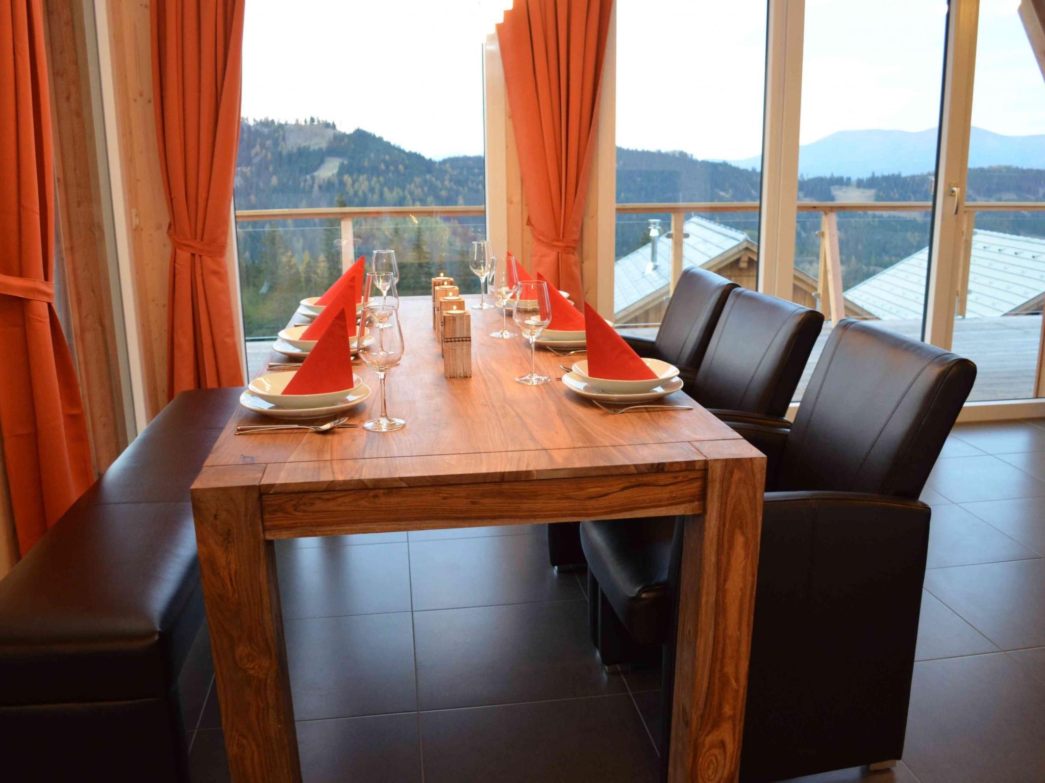 Tolles Ferienhaus mit Sauna und Whirlpool-Image-tags.info