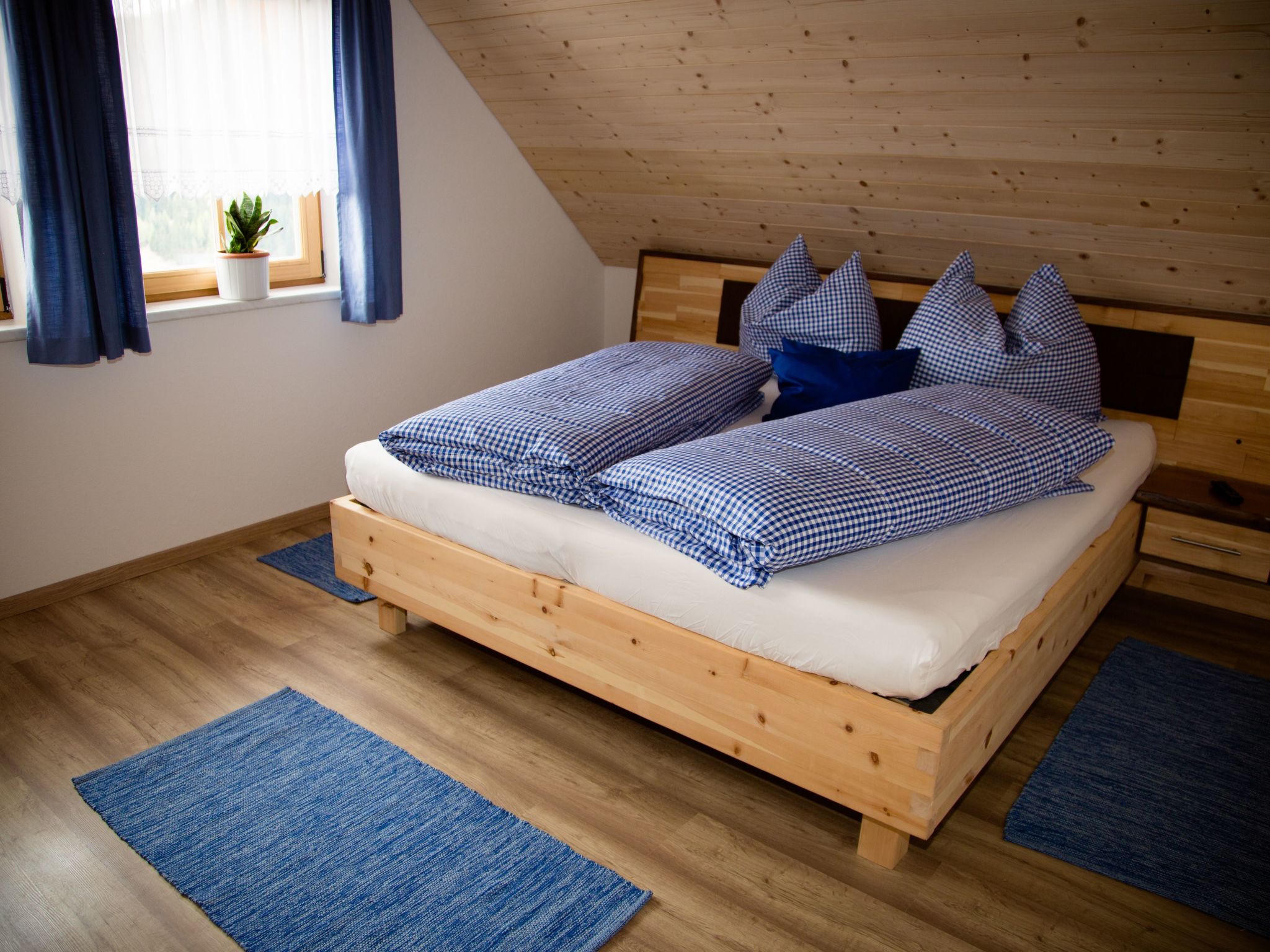 Alm-Ferienhaus-Binnen