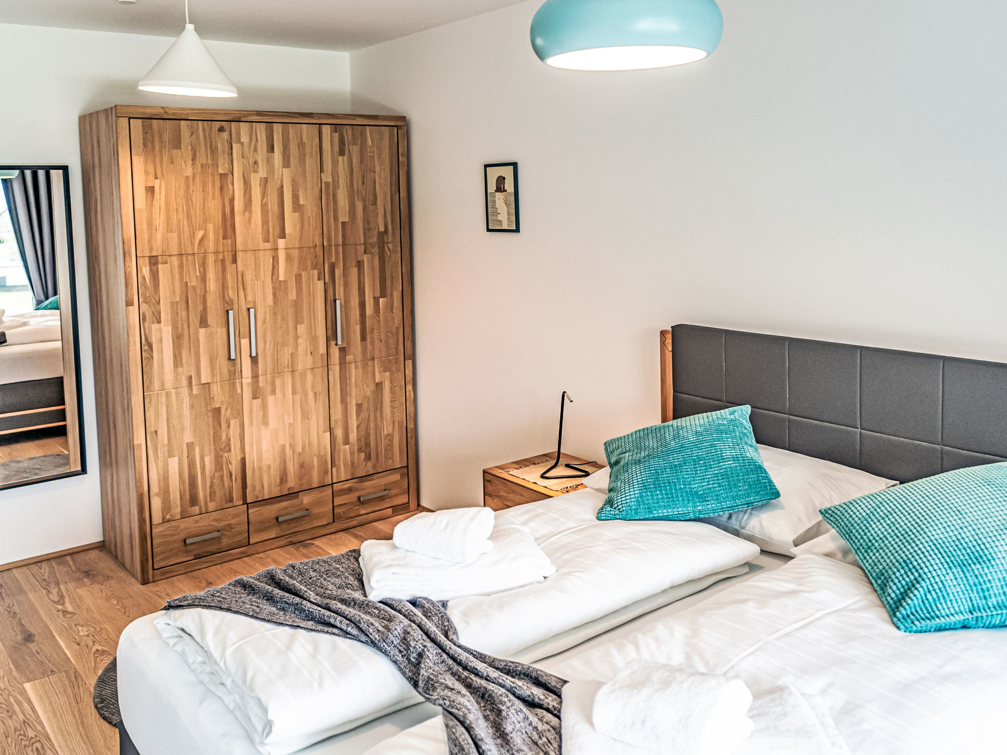 Top 5 Alpe maritima Seeblick+Bergkulisse-Binnen