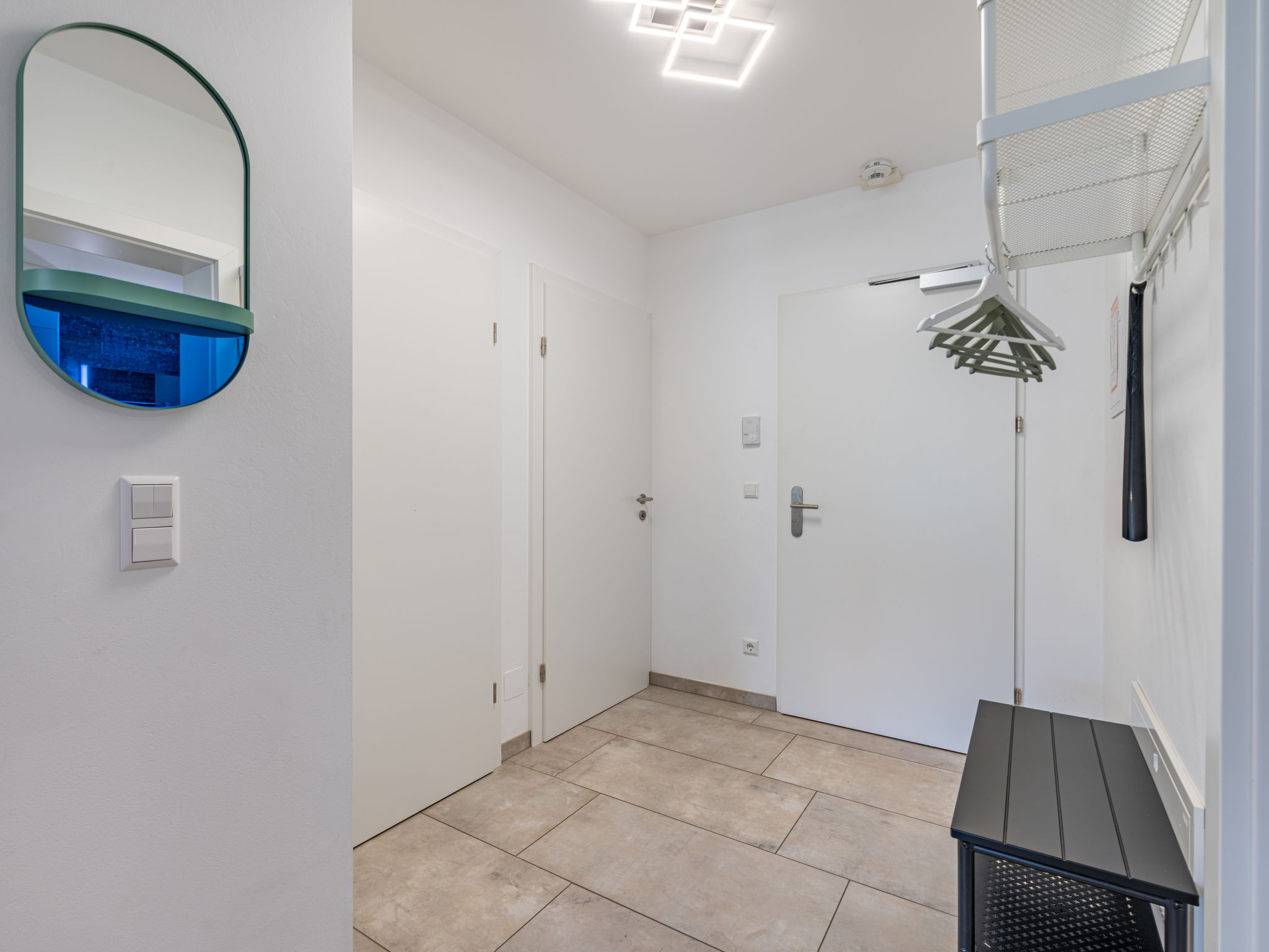 Top 5 Alpe maritima Seeblick+Bergkulisse-Binnen