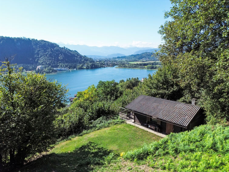Vrijstaande bungalow met meerzicht aan de Ossiacher See in Ossiacher See