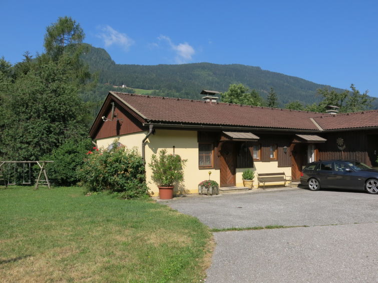 Kunzhof Apartment in Treffen