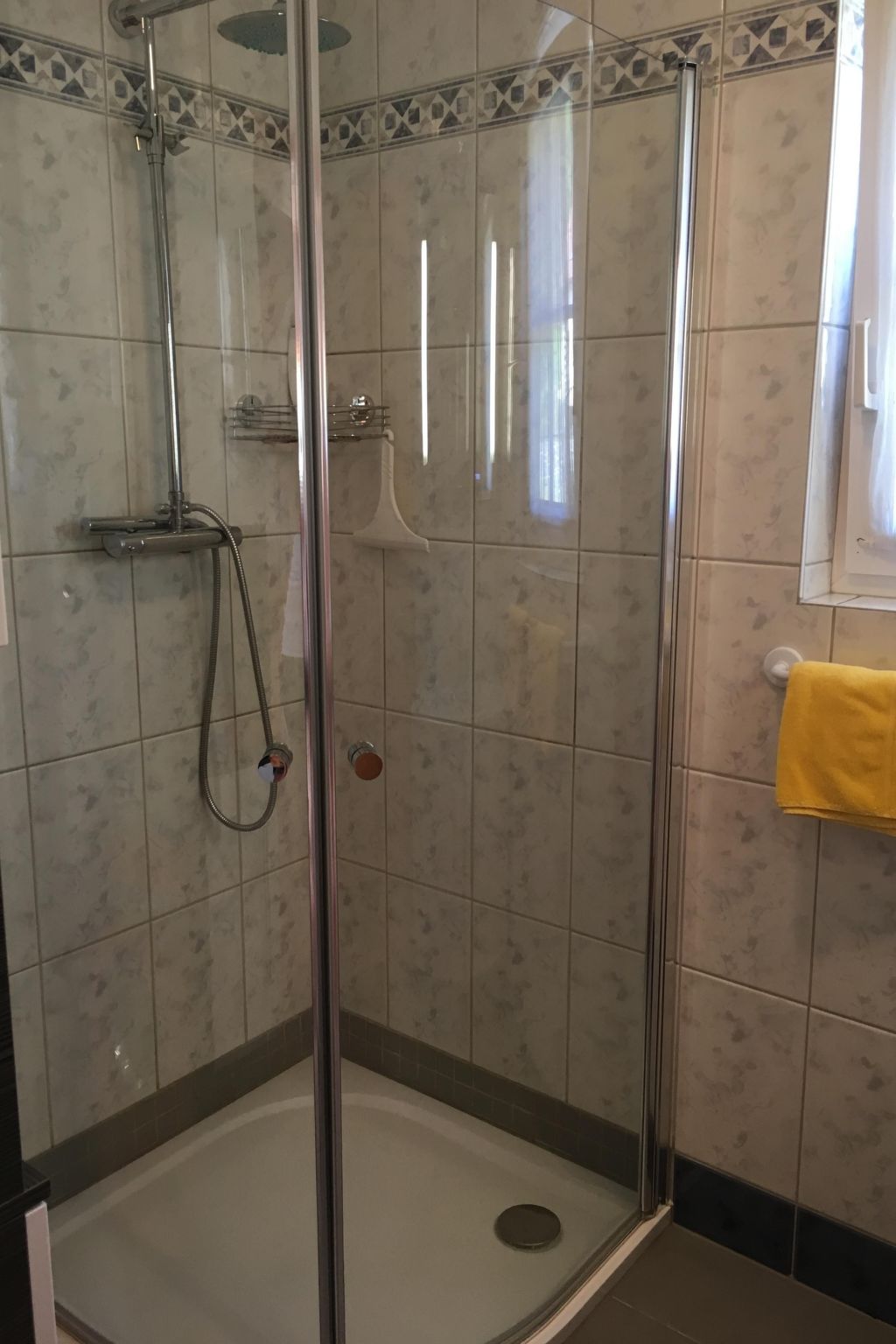 Am Ossiacher See mit Garten-Dedans