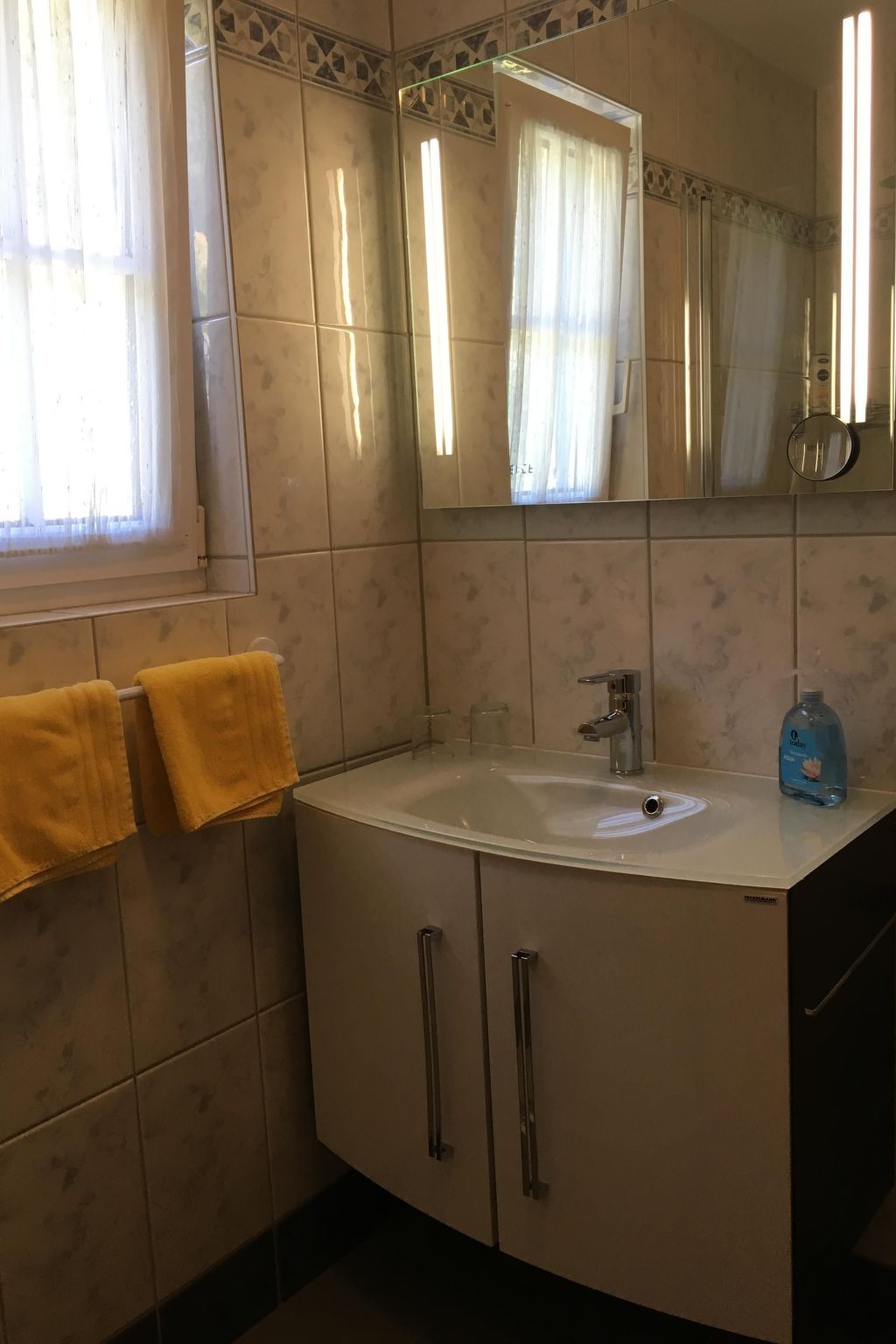 Am Ossiacher See mit Garten-Image-tags.info