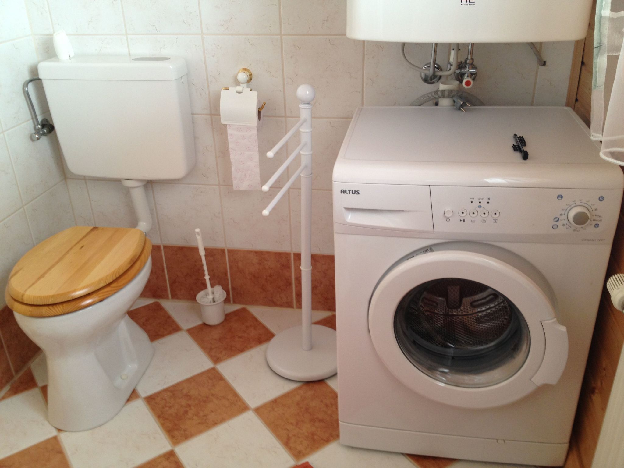 Almchalet Orter in Treffen am Ossiacher See-Inside