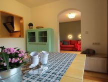 RoZa`s NEST