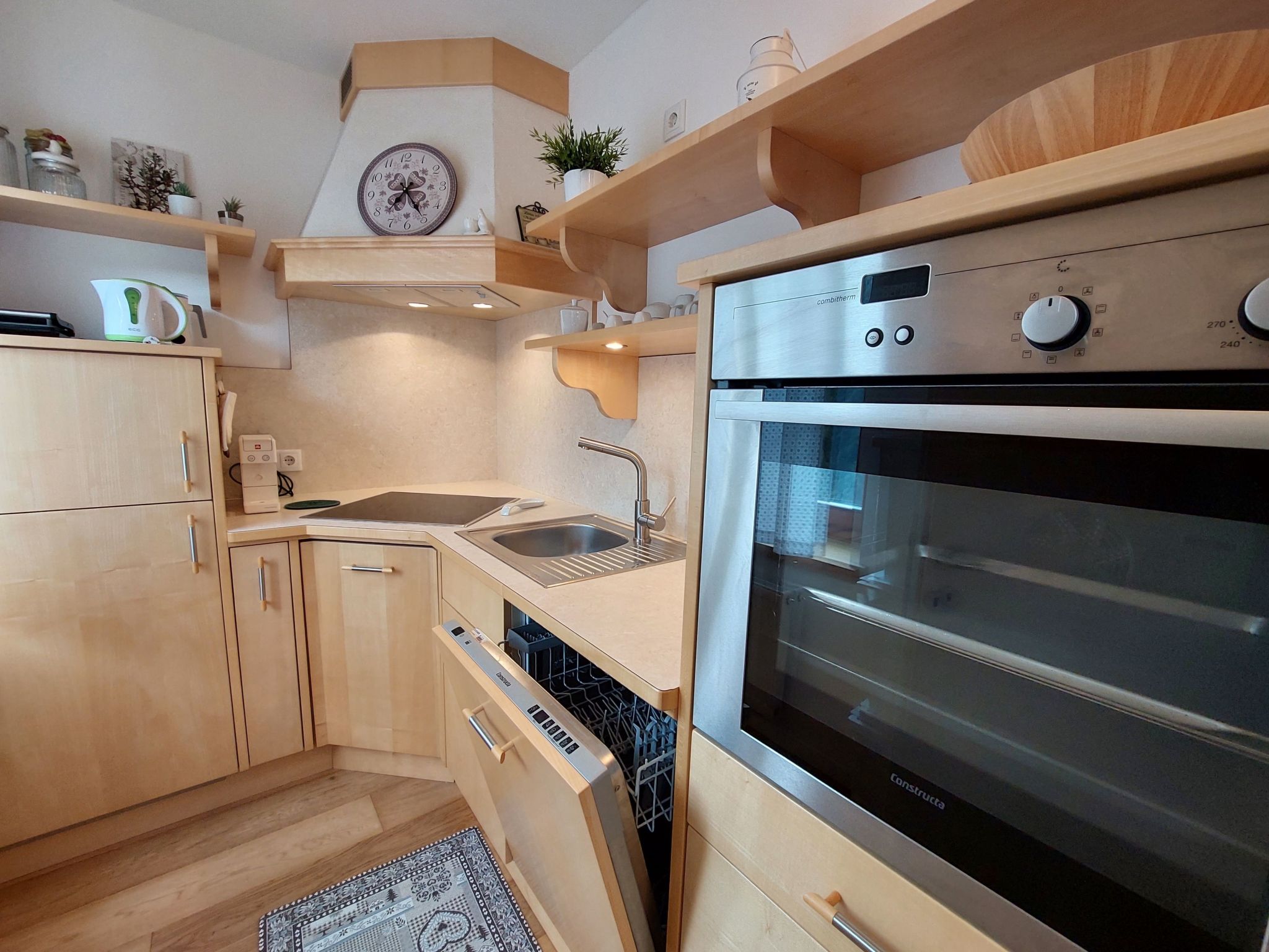 Rosie desing skipist-Inside