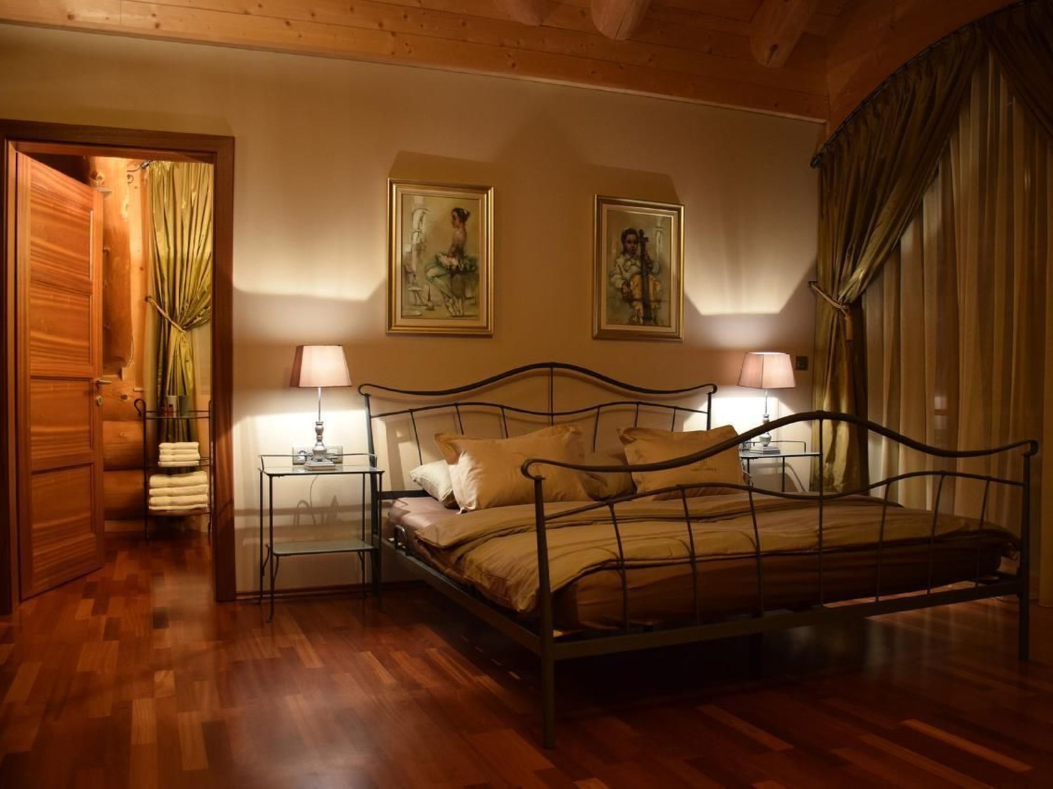 Einzigartiges Designer Log House "Chalet Caprea"-Inside