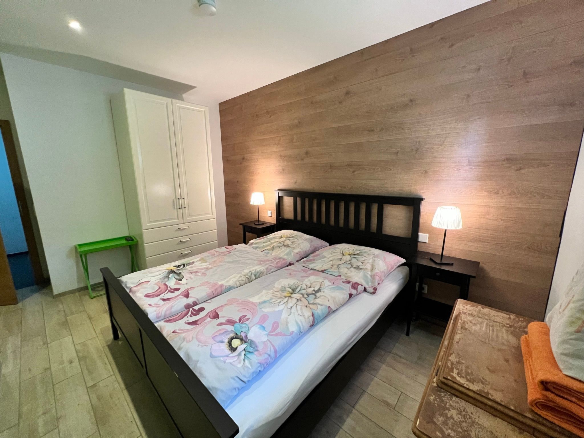 Freistehendes Ferienhaus mit Blick auf den See-Inside