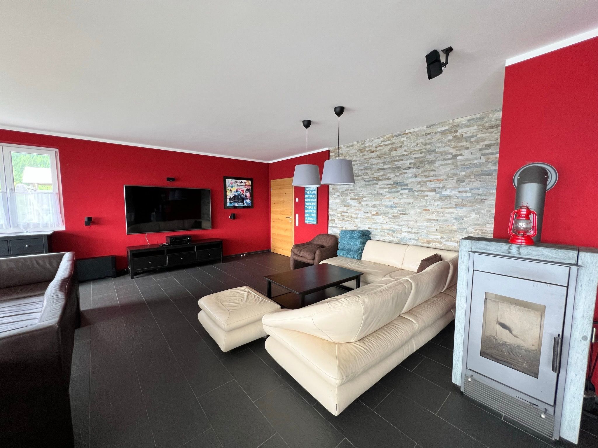 Appartement mit herrlichem Berg- und Seeblick-Inside