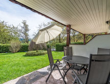 Rustiek appartement bij het meer met uitzicht op de bergen in Bodensdorf - thumbnail 3