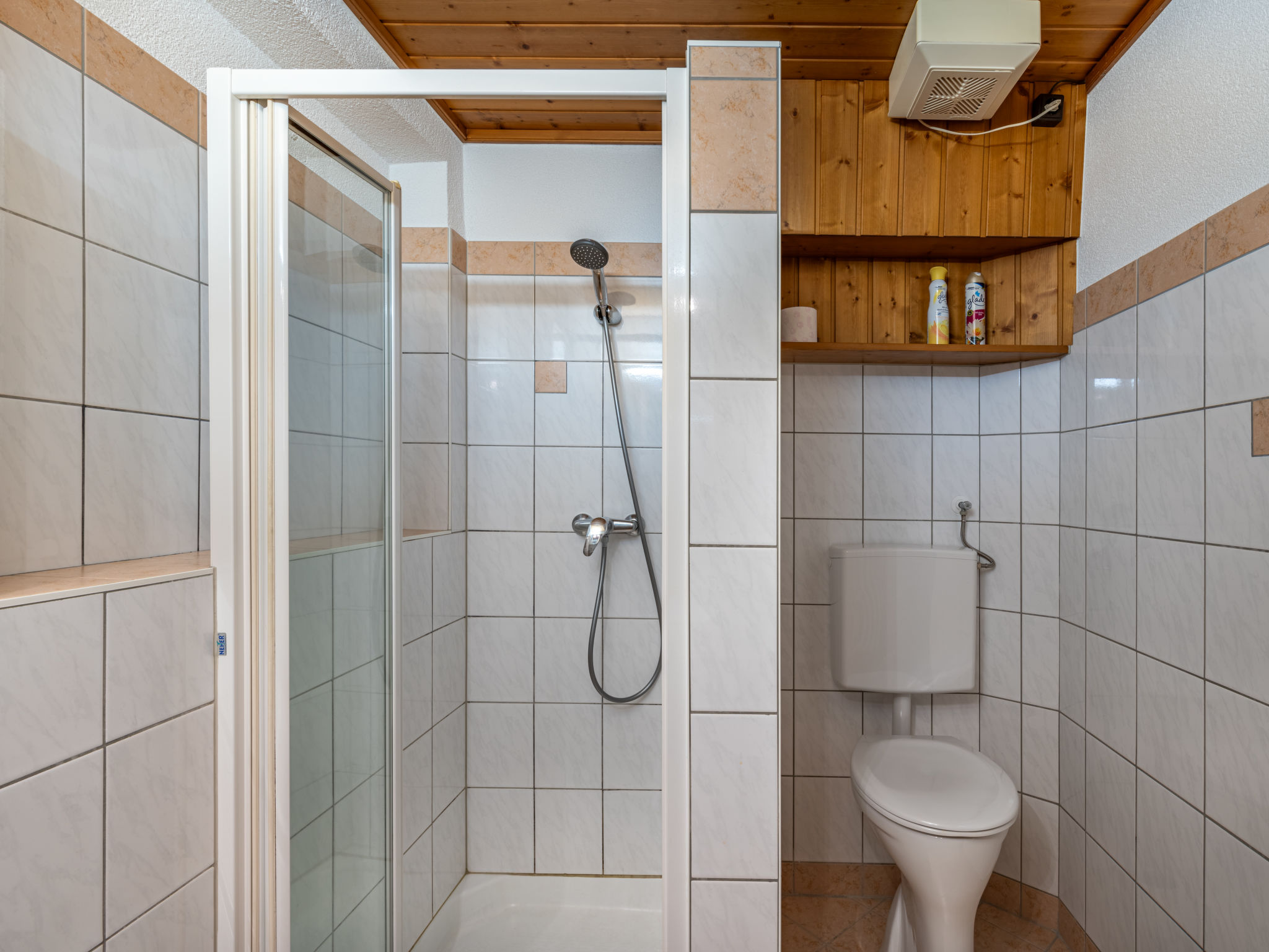 Rustiek appartement bij het meer met uitzicht op de bergen in Bodensdorf - foto 12