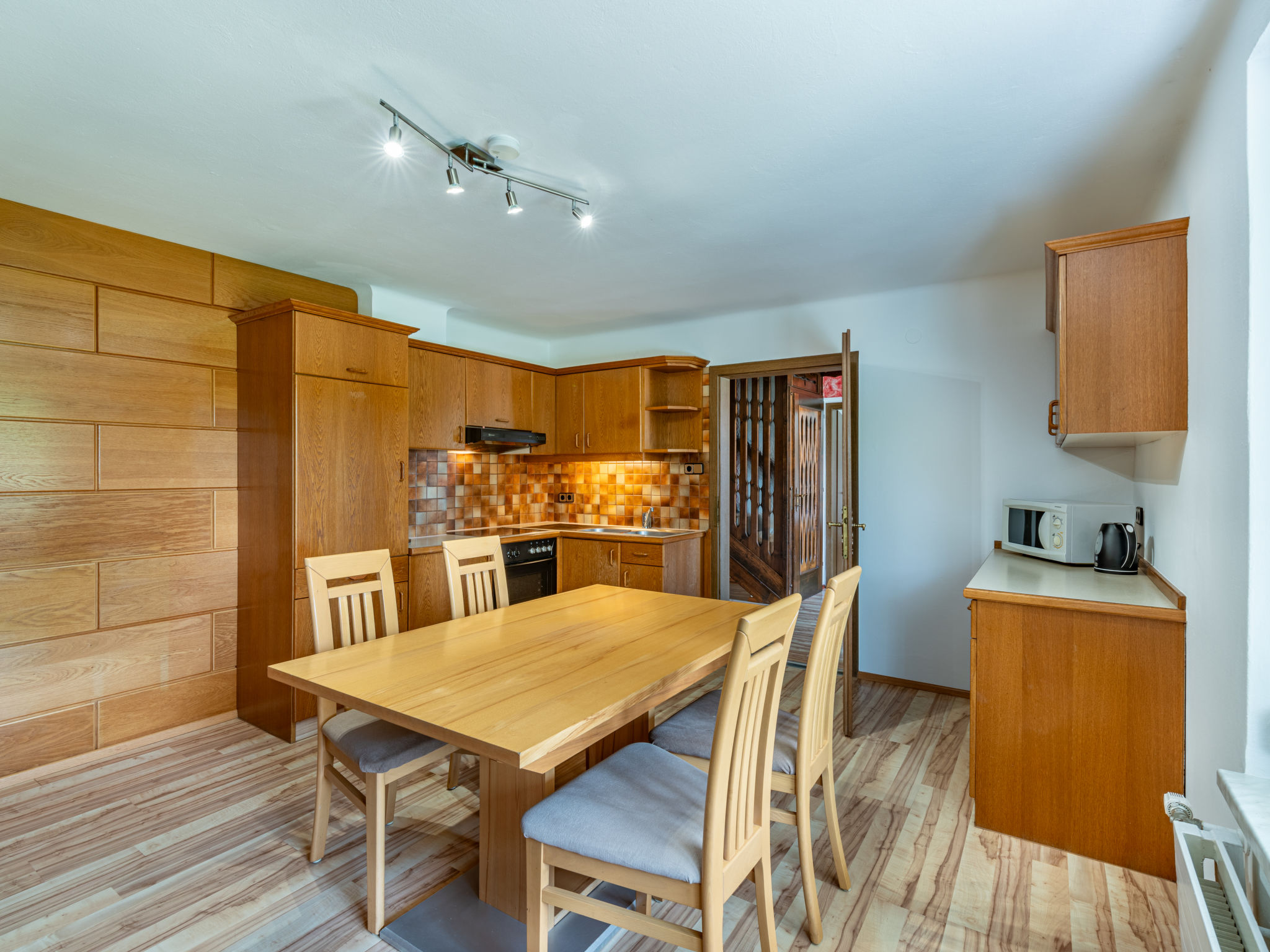 Rustiek appartement bij het meer met uitzicht op de bergen in Bodensdorf - foto 11