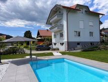 Zonnig appartement aan de bosrand bij Feldkirchen, 8 km van de Ossiachersee - thumbnail 1