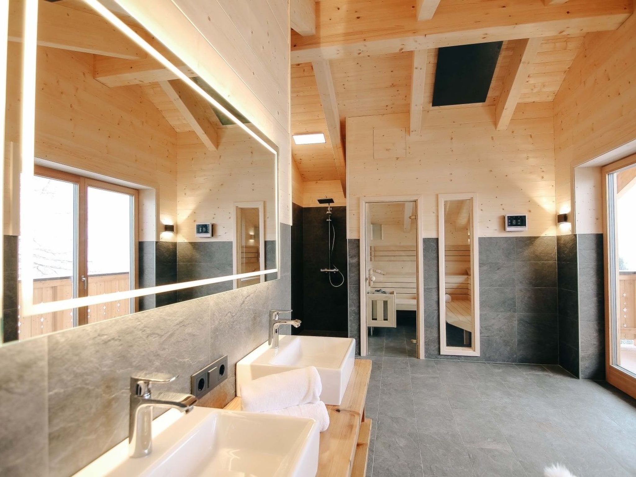 Heidi Chalets Falkertsee – Luxus für Familien & Wellnessurlauber-Dedans