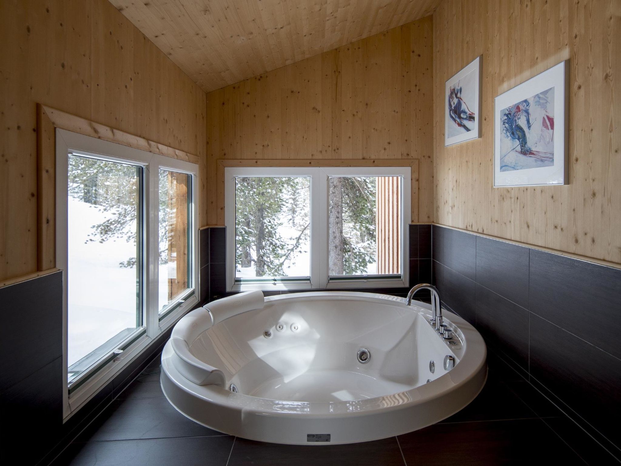 # 6 mit IR-Sauna und Sprudelwanne Innen - Image 5