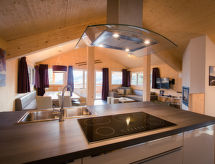 #37 mit IR-Sauna und Sprudelbad Innen