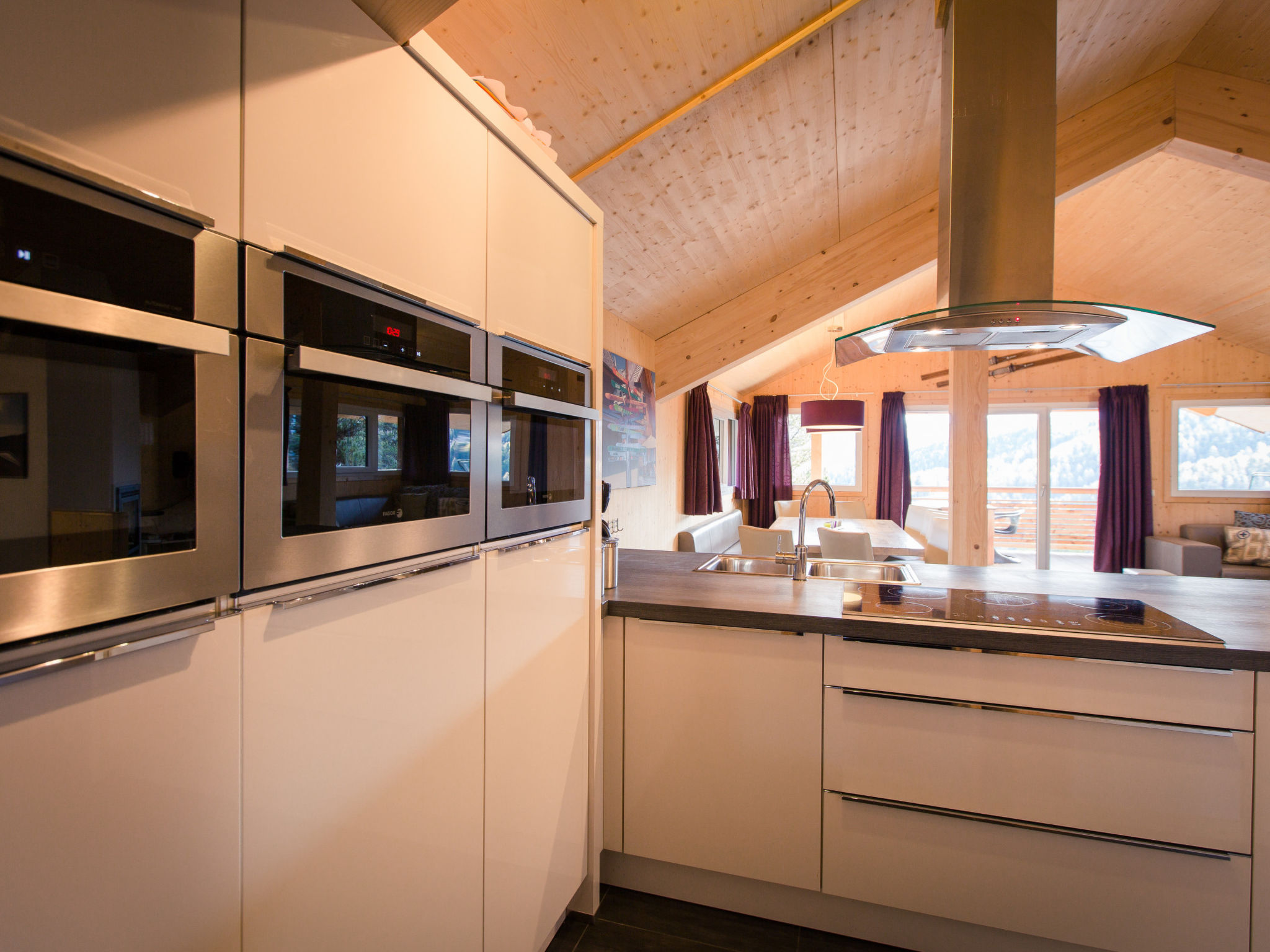 Ruim chalet voor 13 personen met whirlpool en infraroodsauna op de Turracher Höhe - foto 3