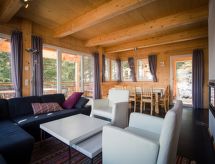 #9 mit IR-Sauna & Sprudelwanne Innen