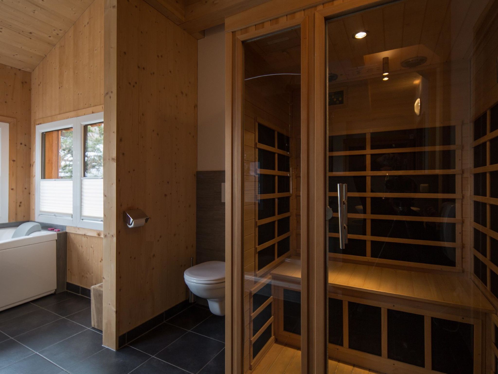 #5 mit IR-Sauna&Sprudelbad innen - Image 5