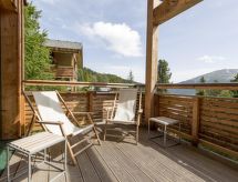 #32 mit IR-Sauna & Sprudelwanne Innen