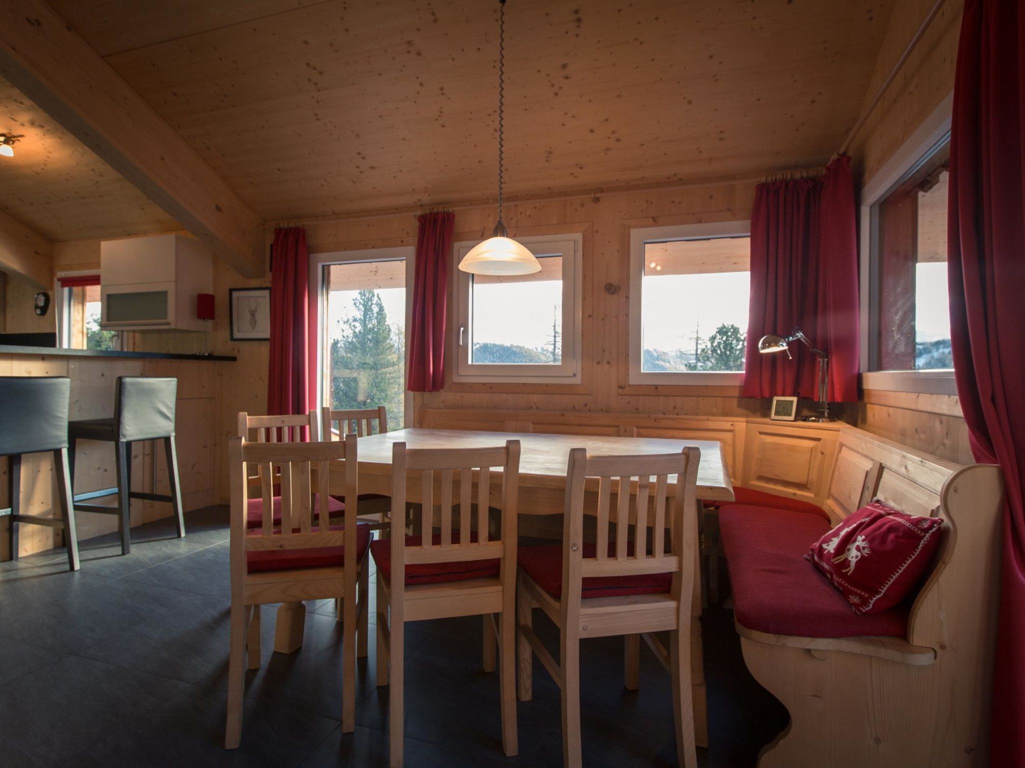 #40 mit IR-Sauna & Sprudelwanne Innen - Image 2