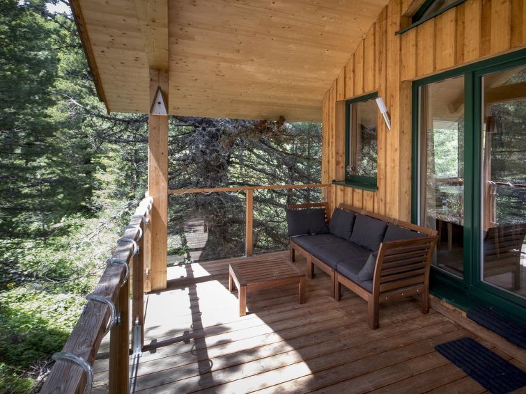 " 23 mir IR-Sauna und Sprudelbad Innen", 6-Zimmer-Chalet 130 m2 auf 2 Stockwerken. Luxuriös und geschmackvoll eingerichtet: Wohn-/Esszimmer mit Essecke und Sat-TV (Flachbildschirm). Offene Küche (Ba..