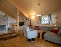 #28 mit Sauna und Sprudelbad innen