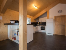 #31 mit IR-Sauna und Sprudelbad innen