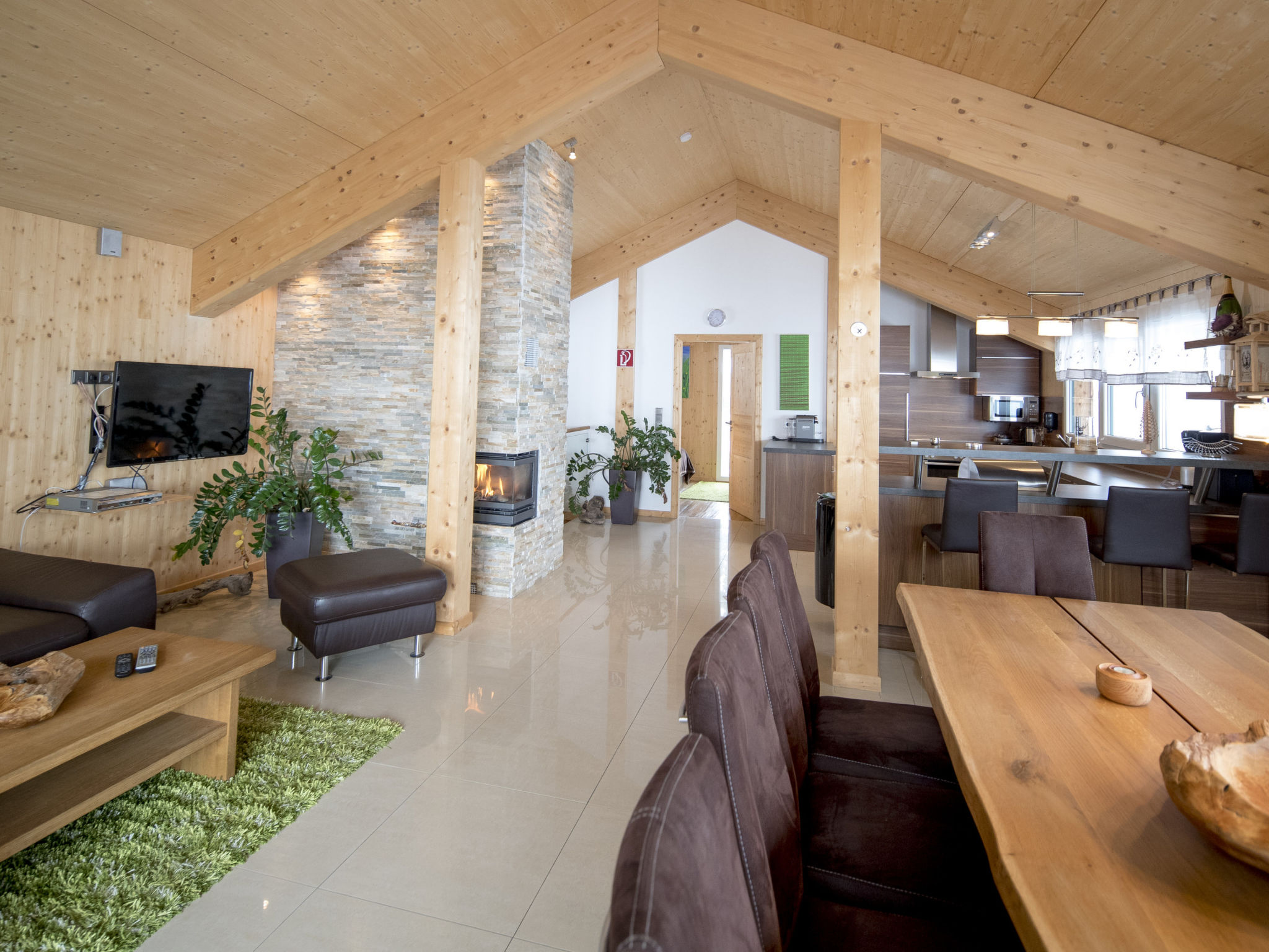#38 mit IR-Sauna und Sprudelbad innen - Image 3