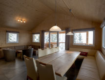 #43 mit Sauna und Sprudelbad Innen