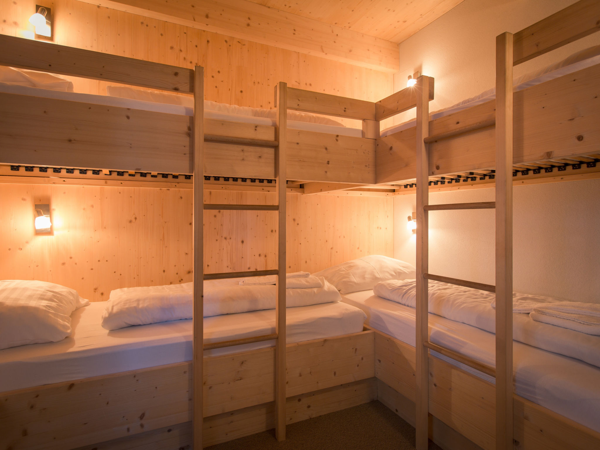 #44 mit Sauna und Sprudelbad innen - Image 4