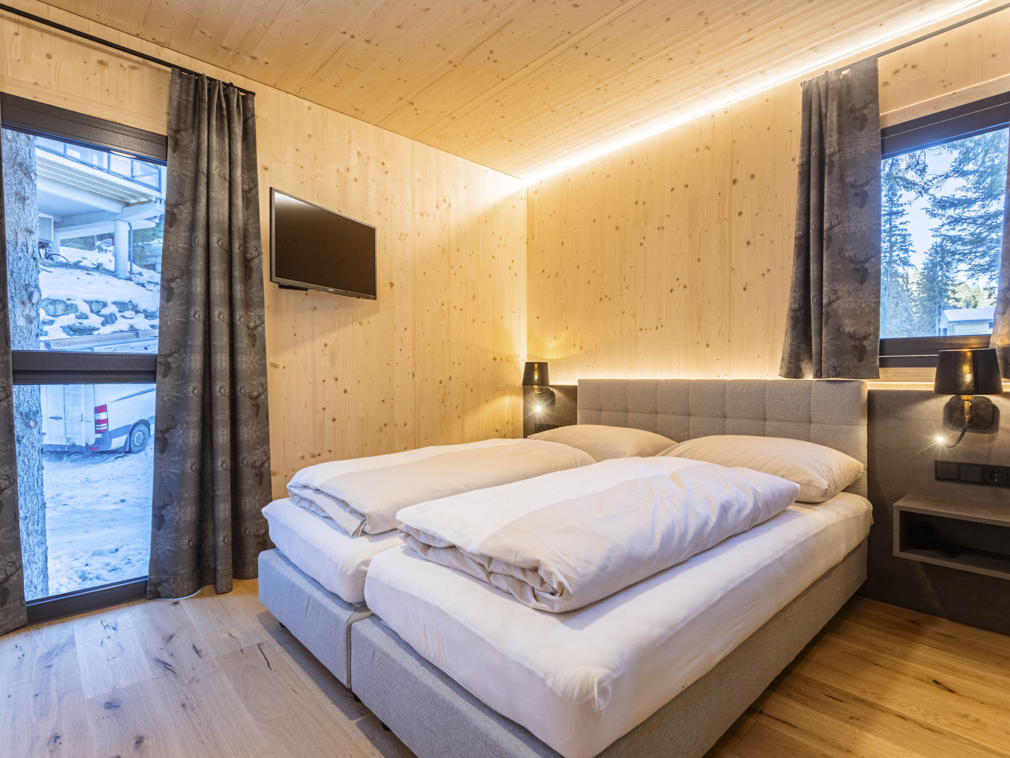 Superior # 11 mit Sauna & Hot Tub - Image 3