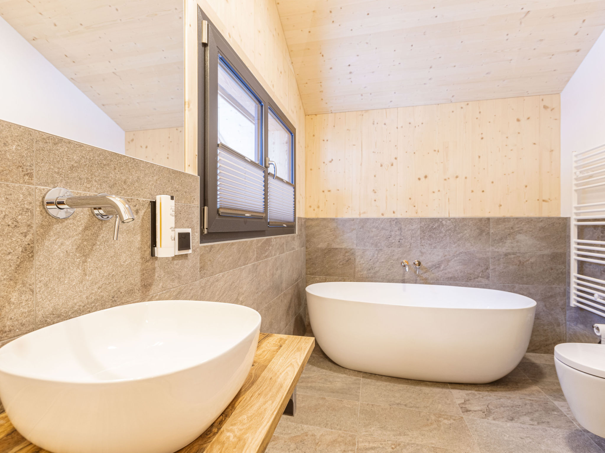 02_Nth011_Sup Chalet mit Sauna und Hot Tub 2 Etage - Binnen